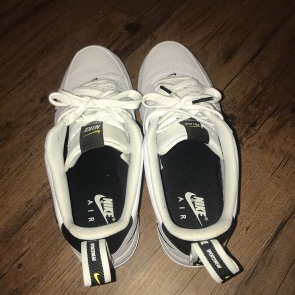 Nike Airforce size 9.5 - Picture 4 of 5